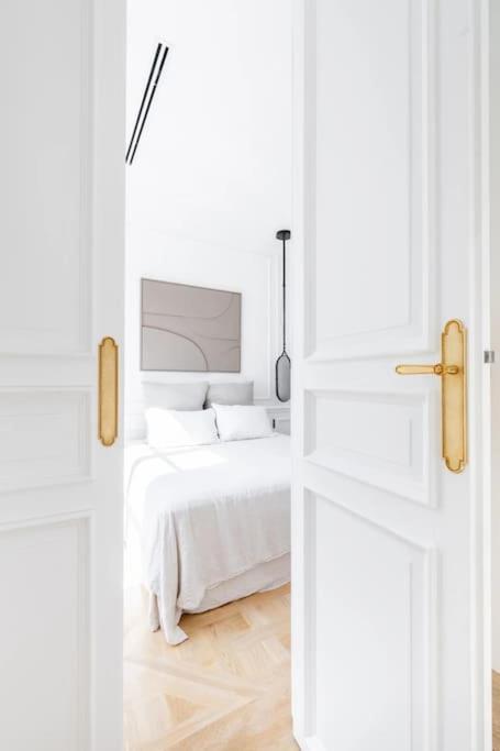 Appartement De Luxe Marais パリ エクステリア 写真